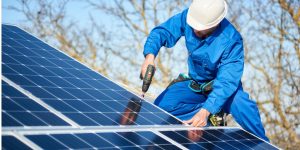 Installation Maintenance Panneaux Solaires Photovoltaïques à Poucharramet